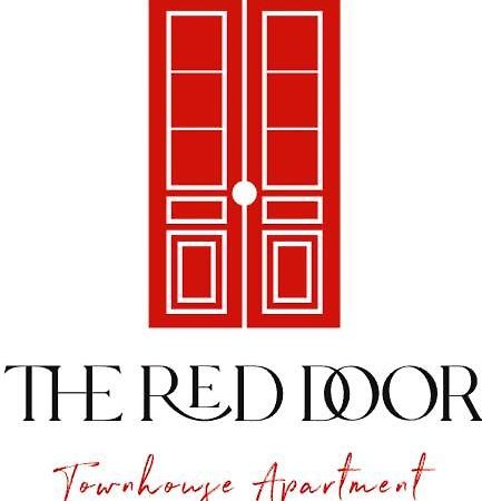 The Red Door Townhouse Apartment Ardara Kültér fotó